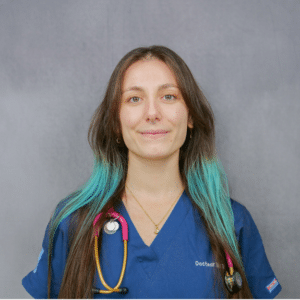 Photo de profil d'une vétérinaire du service des NAC.