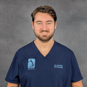 Photo de profil d'une vétérinaire du service de dermatologie.